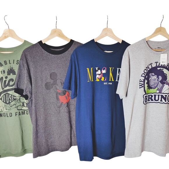 Disney 4 Large Men's Short Sleeve T-Shirt Bundle - Picture 1 of 10